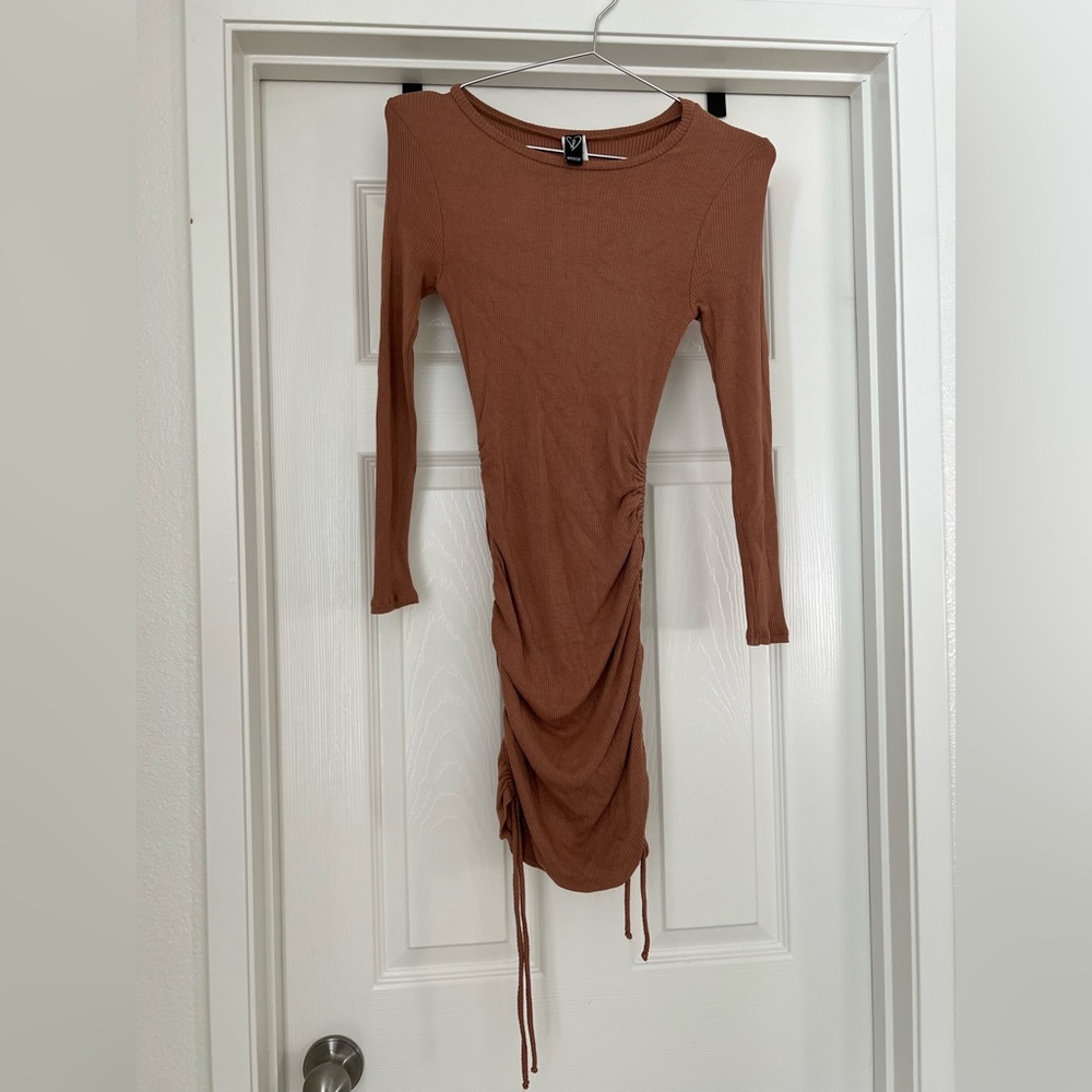 Scrunch Dresses (2 pack)
